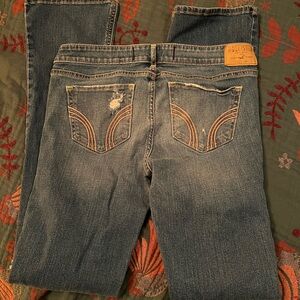 Hollister 7 28x33 distressed